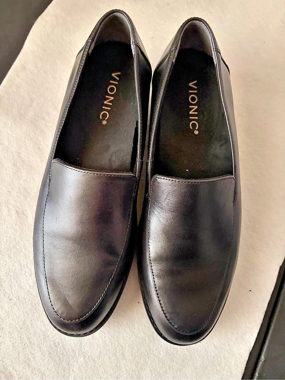 Vionic Kensley Loafer Black Slip-On Loafers US 6.5
